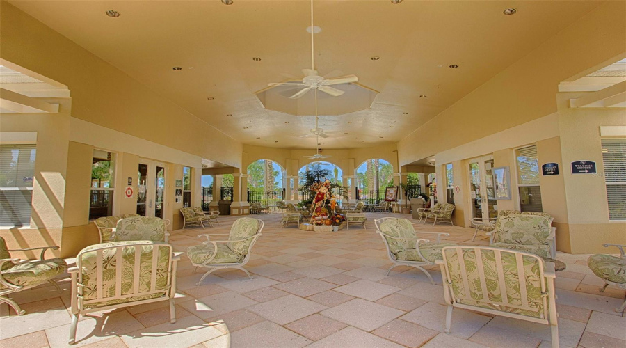 Kissimmee, Florida 34747, 6 Bedrooms Bedrooms, ,4 Bathroomsbathrooms,Residential,For Sale,Tosteth,0,Mfro6398878