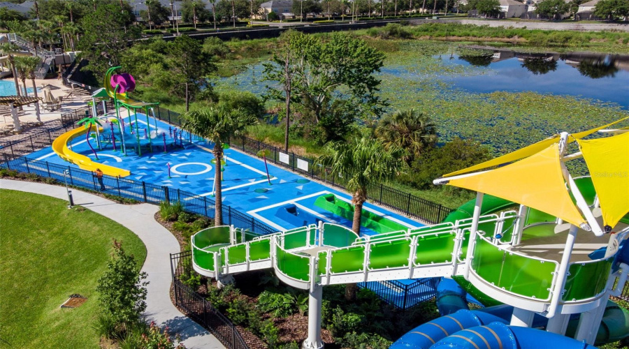 Kissimmee, Florida 34747, 6 Bedrooms Bedrooms, ,4 Bathroomsbathrooms,Residential,For Sale,Tosteth,0,Mfro6398878