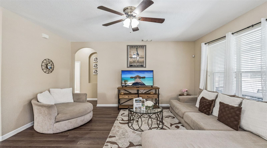 KISSIMMEE, Florida 34747, 6 Bedrooms Bedrooms, ,4 BathroomsBathrooms,Residential,For Sale,TOSTETH,0,MFRO6398878