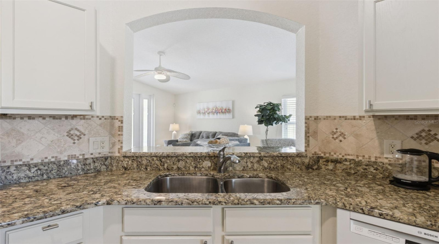 DAVENPORT, Florida 33897, 4 Bedrooms Bedrooms, ,2 BathroomsBathrooms,Residential,For Sale,BIRKDALE,0,MFRS5140605