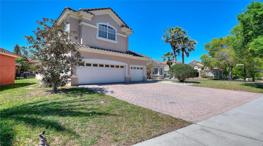 DAVENPORT, Florida 33837, 5 Bedrooms Bedrooms, ,4 BathroomsBathrooms,Residential,For Sale,CHELSEA,0,MFRTB8497544
