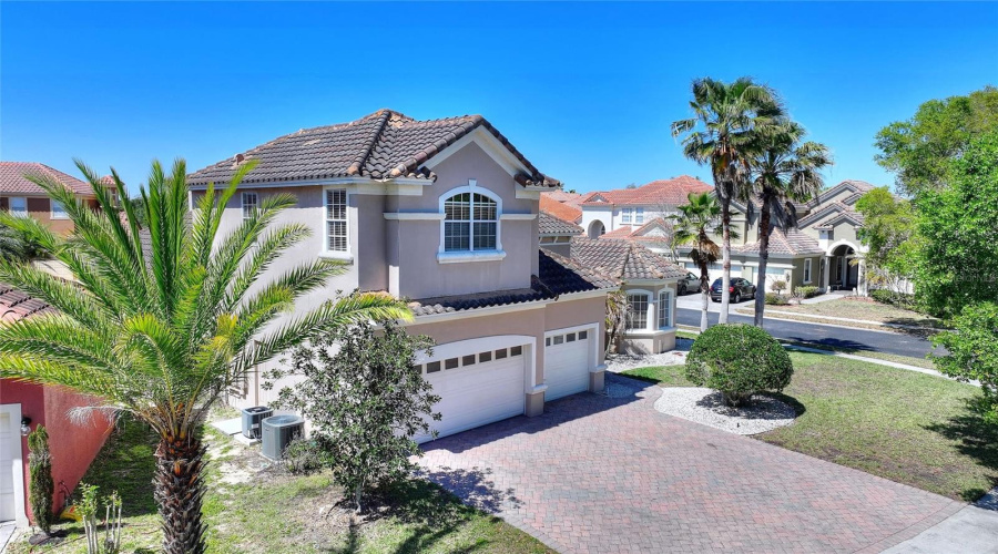 DAVENPORT, Florida 33837, 5 Bedrooms Bedrooms, ,4 BathroomsBathrooms,Residential,For Sale,CHELSEA,0,MFRTB8497544