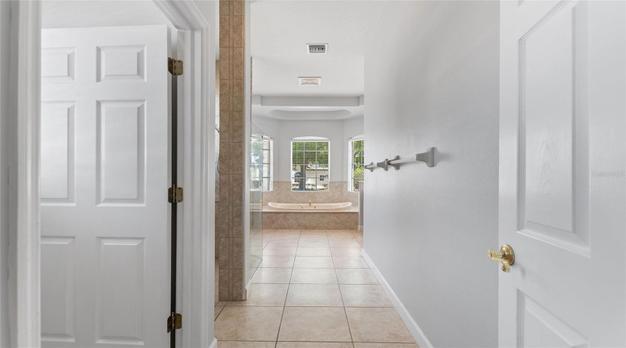 DAVENPORT, Florida 33837, 5 Bedrooms Bedrooms, ,4 BathroomsBathrooms,Residential,For Sale,CHELSEA,0,MFRTB8497544