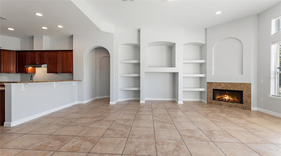 DAVENPORT, Florida 33837, 5 Bedrooms Bedrooms, ,4 BathroomsBathrooms,Residential,For Sale,CHELSEA,0,MFRTB8497544