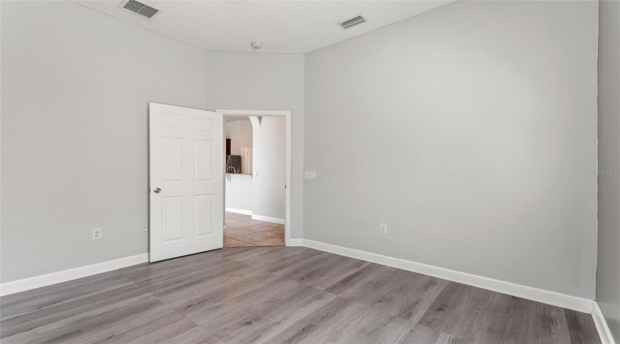 DAVENPORT, Florida 33837, 5 Bedrooms Bedrooms, ,4 BathroomsBathrooms,Residential,For Sale,CHELSEA,0,MFRTB8497544