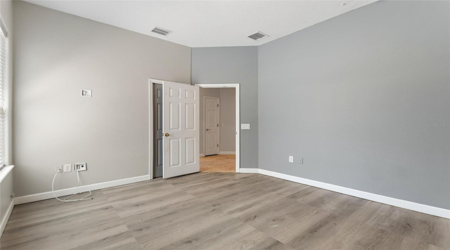 DAVENPORT, Florida 33837, 5 Bedrooms Bedrooms, ,4 BathroomsBathrooms,Residential,For Sale,CHELSEA,0,MFRTB8497544