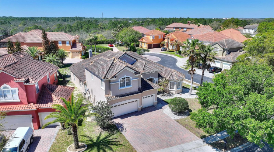 DAVENPORT, Florida 33837, 5 Bedrooms Bedrooms, ,4 BathroomsBathrooms,Residential,For Sale,CHELSEA,0,MFRTB8497544
