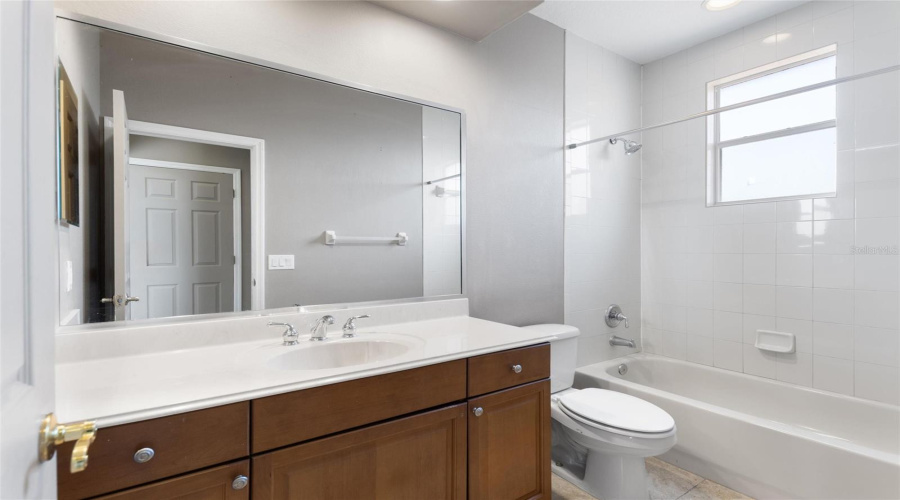 DAVENPORT, Florida 33837, 5 Bedrooms Bedrooms, ,4 BathroomsBathrooms,Residential,For Sale,CHELSEA,0,MFRTB8497544