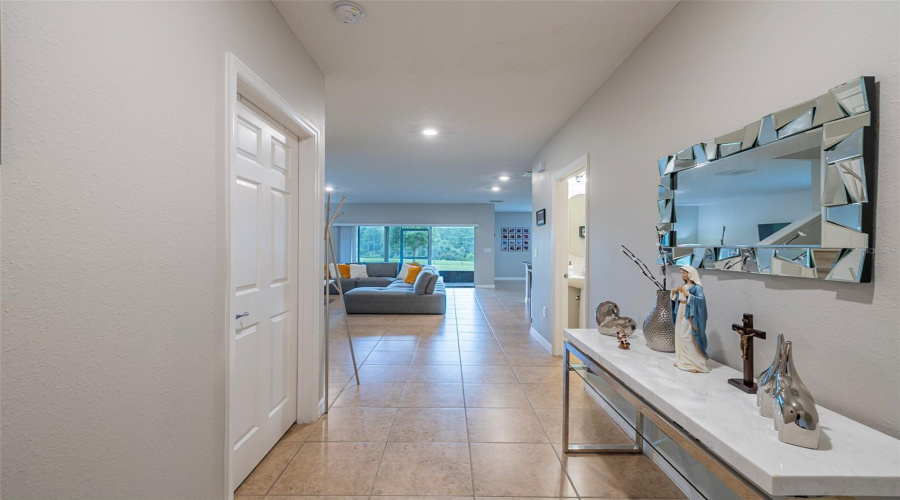 DAVENPORT, Florida 33897, 5 Bedrooms Bedrooms, ,3 BathroomsBathrooms,Residential,For Sale,OGELTHORPE,0,MFRO6321794