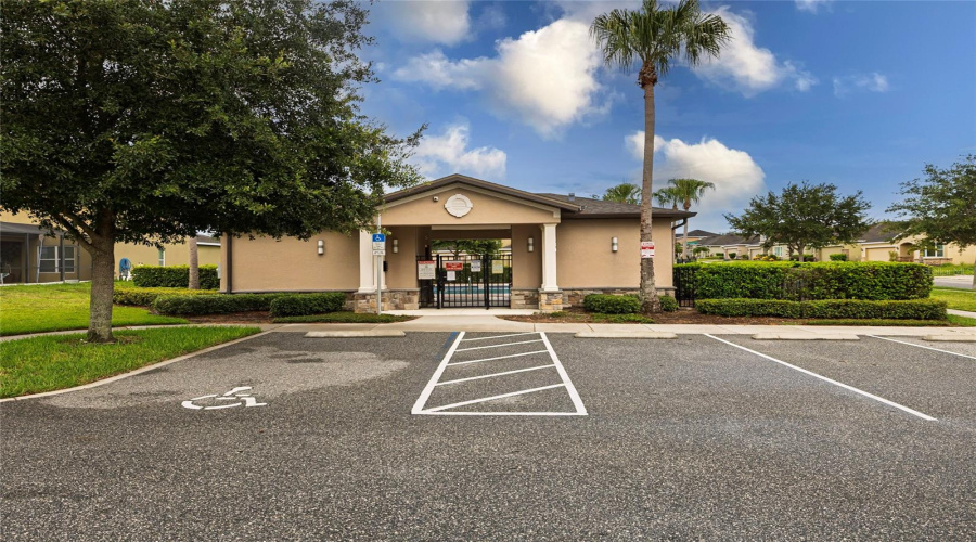 DAVENPORT, Florida 33897, 5 Bedrooms Bedrooms, ,3 BathroomsBathrooms,Residential,For Sale,OGELTHORPE,0,MFRO6321794