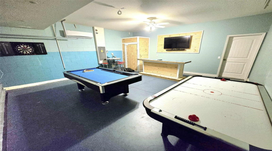 DAVENPORT, Florida 33837, 5 Bedrooms Bedrooms, ,4 BathroomsBathrooms,Residential,For Sale,WILDWOOD,0,MFRA4689430