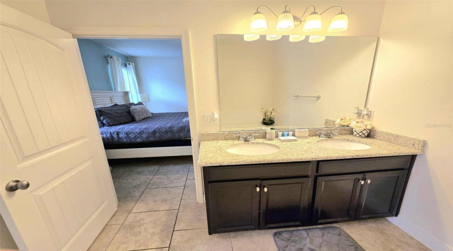 DAVENPORT, Florida 33837, 5 Bedrooms Bedrooms, ,4 BathroomsBathrooms,Residential,For Sale,WILDWOOD,0,MFRA4689430