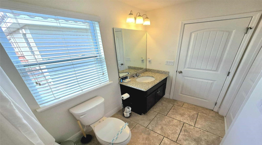 DAVENPORT, Florida 33837, 5 Bedrooms Bedrooms, ,4 BathroomsBathrooms,Residential,For Sale,WILDWOOD,0,MFRA4689430