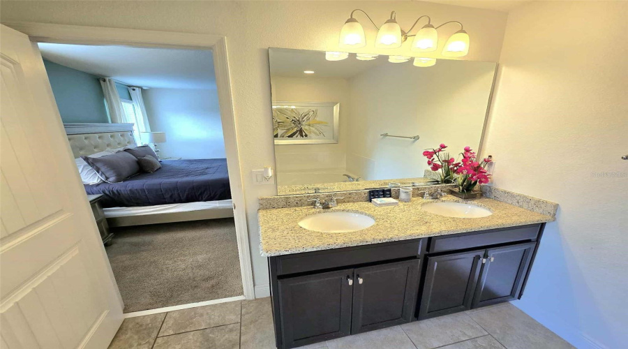 DAVENPORT, Florida 33837, 5 Bedrooms Bedrooms, ,4 BathroomsBathrooms,Residential,For Sale,WILDWOOD,0,MFRA4689430