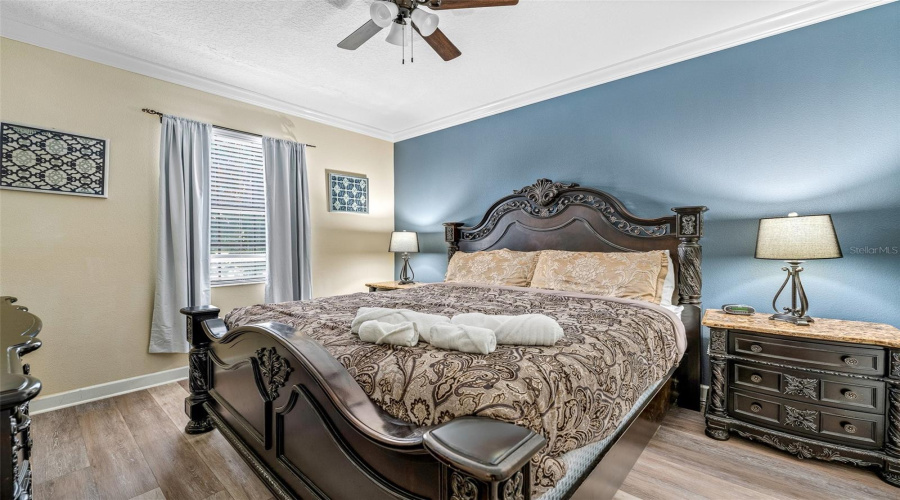 DAVENPORT, Florida 33896, 8 Bedrooms Bedrooms, ,5 BathroomsBathrooms,Residential,For Sale,MOON VALLEY,0,MFRO6398314