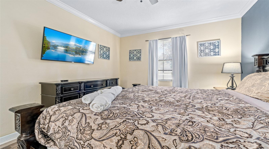 DAVENPORT, Florida 33896, 8 Bedrooms Bedrooms, ,5 BathroomsBathrooms,Residential,For Sale,MOON VALLEY,0,MFRO6398314