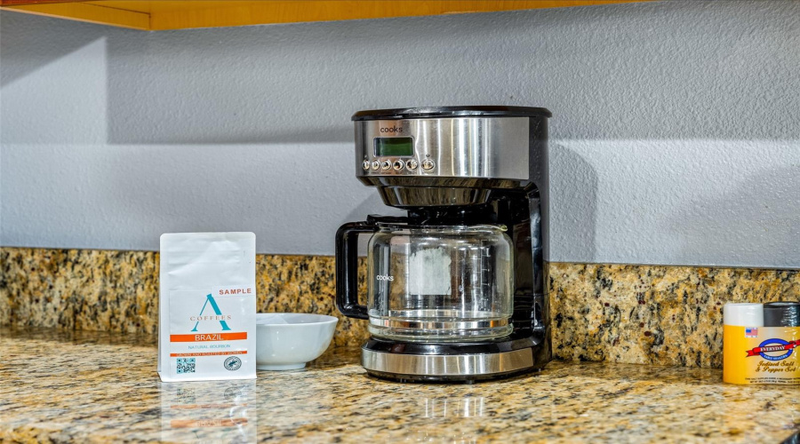 DAVENPORT, Florida 33896, 8 Bedrooms Bedrooms, ,5 BathroomsBathrooms,Residential,For Sale,MOON VALLEY,0,MFRO6398314