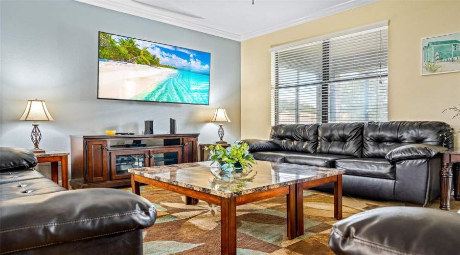 DAVENPORT, Florida 33896, 8 Bedrooms Bedrooms, ,5 BathroomsBathrooms,Residential,For Sale,MOON VALLEY,0,MFRO6398314