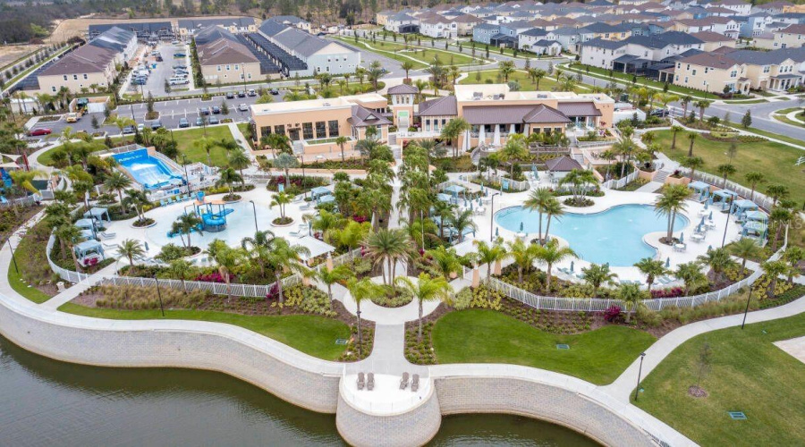 KISSIMMEE, Florida 34747, 6 Bedrooms Bedrooms, ,4 BathroomsBathrooms,Residential,For Sale,SALTY WINDS,0,MFRO6395628