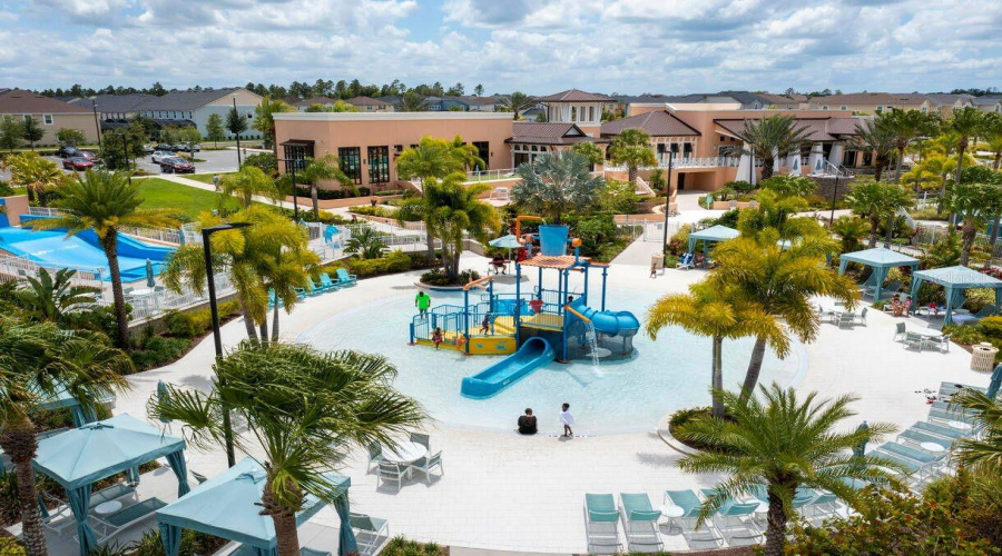 KISSIMMEE, Florida 34747, 6 Bedrooms Bedrooms, ,4 BathroomsBathrooms,Residential,For Sale,SALTY WINDS,0,MFRO6395628