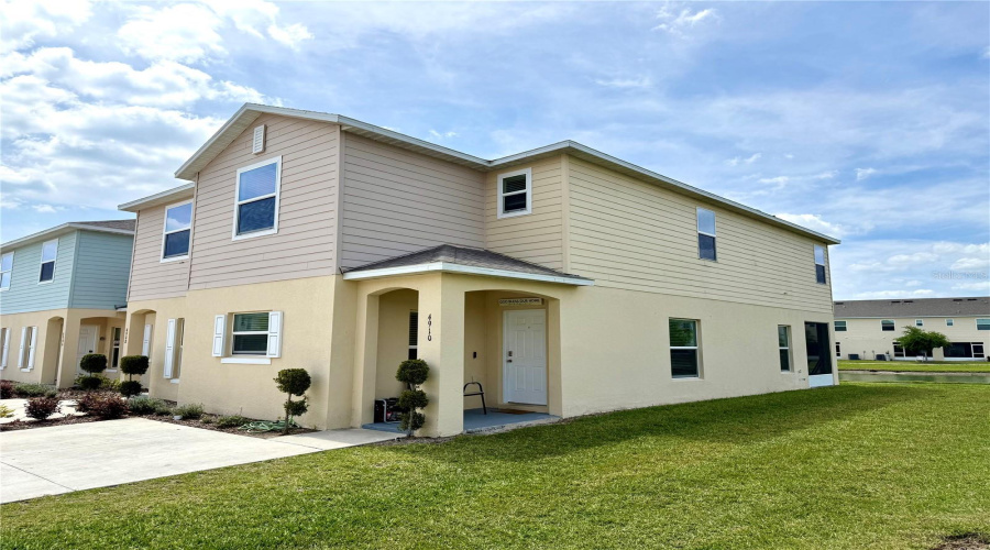 KISSIMMEE, Florida 34746, 3 Bedrooms Bedrooms, ,2 BathroomsBathrooms,Residential,For Sale,CORAL CASTLE,0,MFRO6398986
