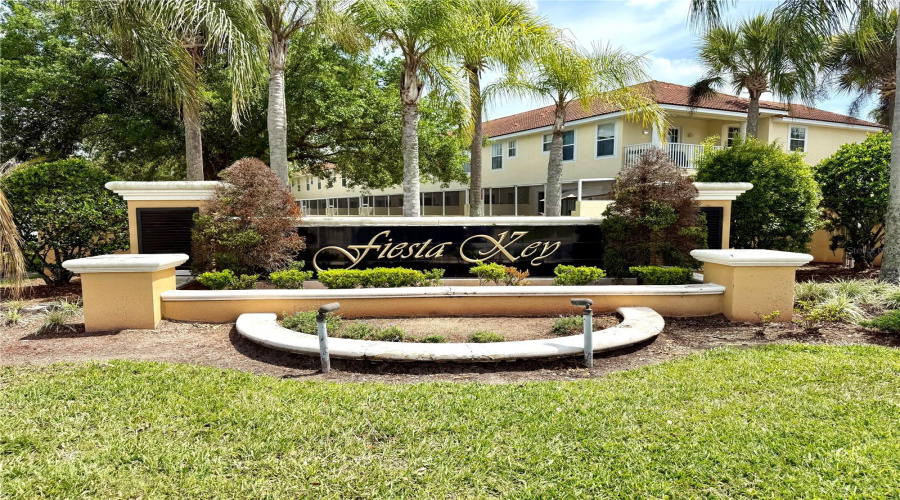 KISSIMMEE, Florida 34746, 3 Bedrooms Bedrooms, ,2 BathroomsBathrooms,Residential,For Sale,CORAL CASTLE,0,MFRO6398986