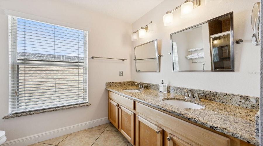 DAVENPORT, Florida 33897, 4 Bedrooms Bedrooms, ,2 BathroomsBathrooms,Residential,For Sale,DORNOCH,0,MFRO6392121
