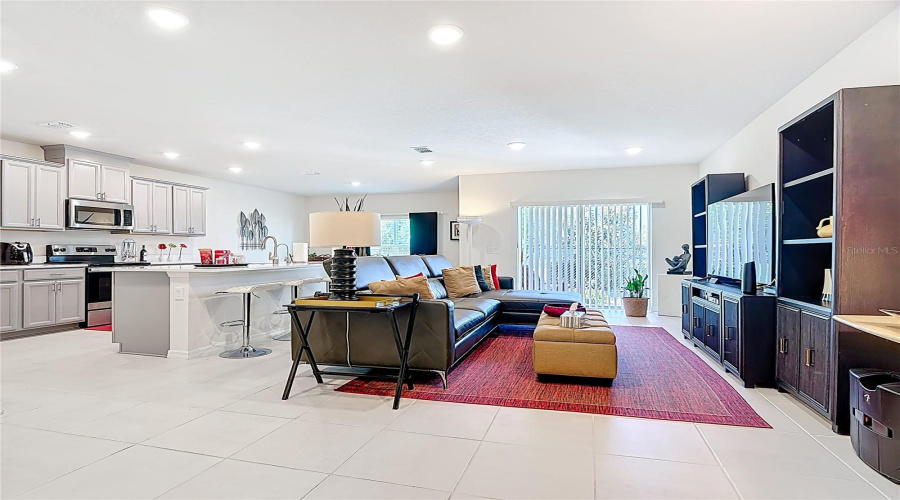 KISSIMMEE, Florida 34746, 3 Bedrooms Bedrooms, ,2 BathroomsBathrooms,Residential,For Sale,BELLISSIMO,0,MFRO6398509