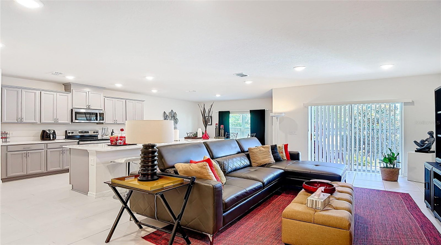 KISSIMMEE, Florida 34746, 3 Bedrooms Bedrooms, ,2 BathroomsBathrooms,Residential,For Sale,BELLISSIMO,0,MFRO6398509
