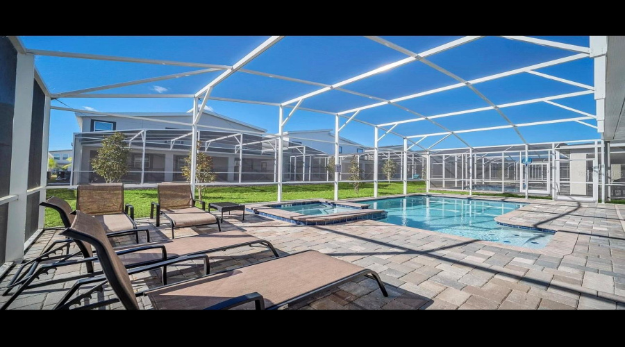 DAVENPORT, Florida 33896, 6 Bedrooms Bedrooms, ,5 BathroomsBathrooms,Residential,For Sale,DROP SHOT,0,MFRO6397094