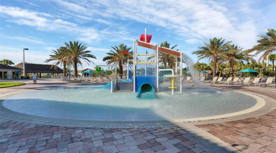 DAVENPORT, Florida 33896, 6 Bedrooms Bedrooms, ,5 BathroomsBathrooms,Residential,For Sale,DROP SHOT,0,MFRO6397094