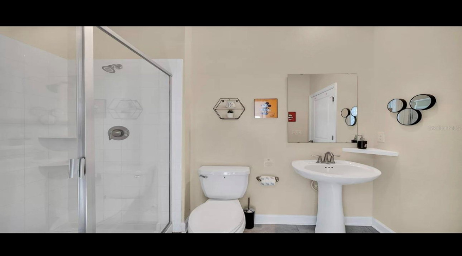 DAVENPORT, Florida 33896, 6 Bedrooms Bedrooms, ,5 BathroomsBathrooms,Residential,For Sale,DROP SHOT,0,MFRO6397094