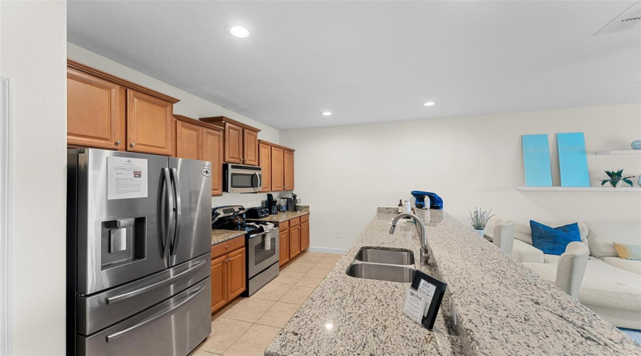 KISSIMMEE, Florida 34747, 4 Bedrooms Bedrooms, ,3 BathroomsBathrooms,Residential,For Sale,CANDY PALM,0,MFRO6399268