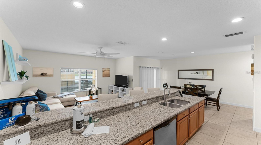 KISSIMMEE, Florida 34747, 4 Bedrooms Bedrooms, ,3 BathroomsBathrooms,Residential,For Sale,CANDY PALM,0,MFRO6399268