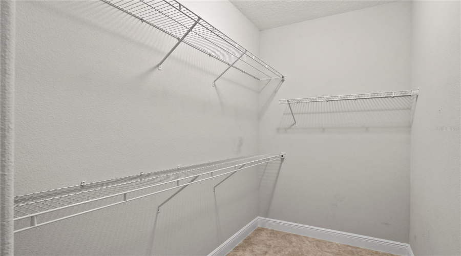 DAVENPORT, Florida 33837, 5 Bedrooms Bedrooms, ,4 BathroomsBathrooms,Residential,For Sale,WILDWOOD,0,MFRO6302043