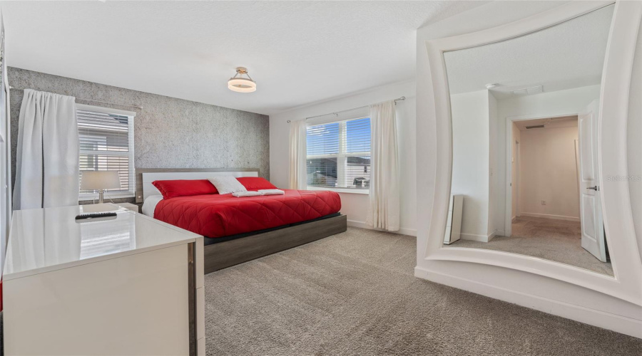 DAVENPORT, Florida 33896, 5 Bedrooms Bedrooms, ,4 BathroomsBathrooms,Residential,For Sale,SPLASH SHOT,0,MFRS5143803