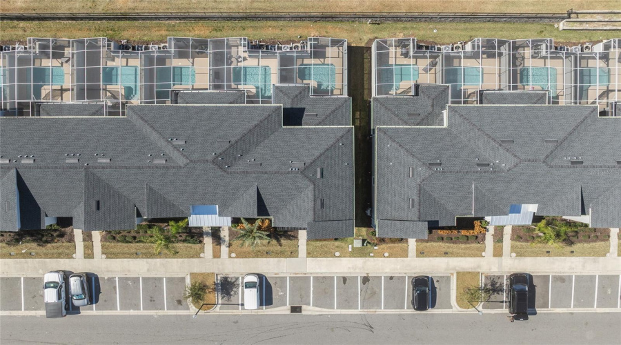 DAVENPORT, Florida 33896, 5 Bedrooms Bedrooms, ,4 BathroomsBathrooms,Residential,For Sale,SPLASH SHOT,0,MFRS5143803