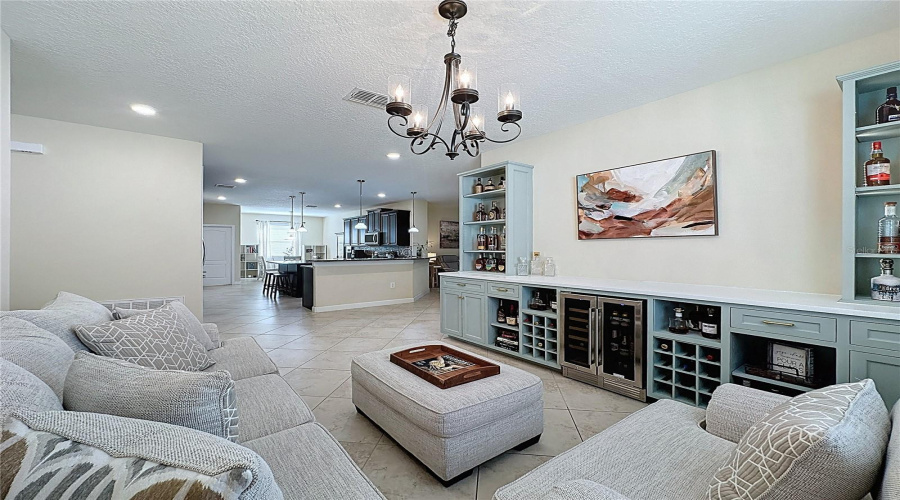 DAVENPORT, Florida 33837, 4 Bedrooms Bedrooms, ,3 BathroomsBathrooms,Residential,For Sale,CORTLAND,0,MFRS5147657