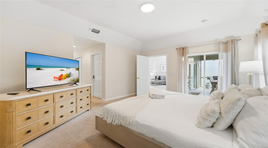 KISSIMMEE, Florida 34747, 6 Bedrooms Bedrooms, ,3 BathroomsBathrooms,Residential,For Sale,SECRET KEY,0,MFRO6399313