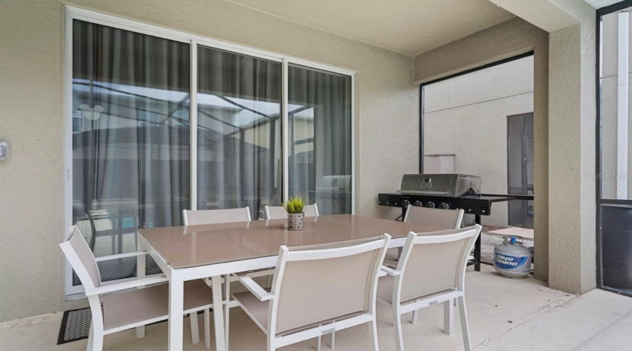 KISSIMMEE, Florida 34746, 5 Bedrooms Bedrooms, ,5 BathroomsBathrooms,Residential,For Sale,PUNCTUATION,0,MFRO6398917