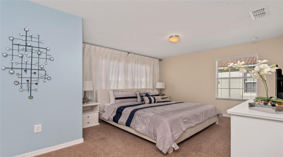 KISSIMMEE, Florida 34747, 5 Bedrooms Bedrooms, ,4 BathroomsBathrooms,Residential,For Sale,BANANA PALM,0,MFRO6382631