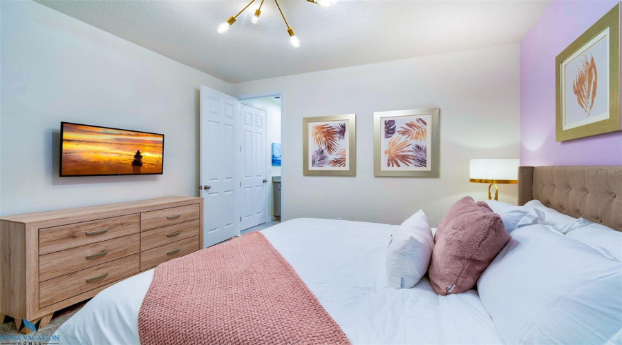 KISSIMMEE, Florida 34747, 9 Bedrooms Bedrooms, ,6 BathroomsBathrooms,Residential,For Sale,TROPICAL HAVEN,0,MFRO6399473