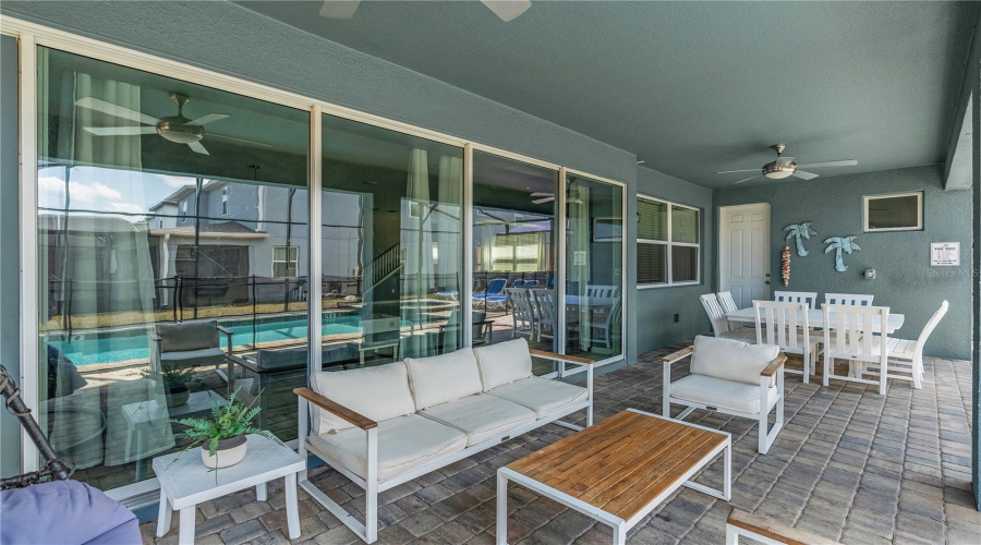 KISSIMMEE, Florida 34747, 9 Bedrooms Bedrooms, ,6 BathroomsBathrooms,Residential,For Sale,TROPICAL HAVEN,0,MFRO6399473