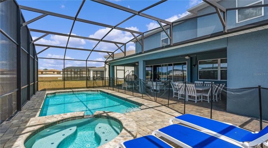 KISSIMMEE, Florida 34747, 9 Bedrooms Bedrooms, ,6 BathroomsBathrooms,Residential,For Sale,TROPICAL HAVEN,0,MFRO6399473