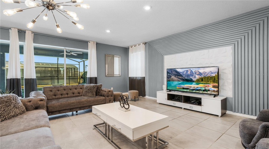 KISSIMMEE, Florida 34747, 9 Bedrooms Bedrooms, ,6 BathroomsBathrooms,Residential,For Sale,TROPICAL HAVEN,0,MFRO6399473