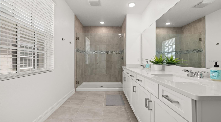 CELEBRATION, Florida 34747, 3 Bedrooms Bedrooms, ,2 BathroomsBathrooms,Residential,For Sale,ISLAND VILLAGE,0,MFRS5139899