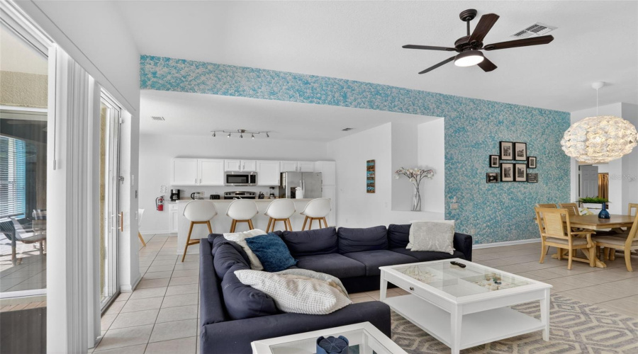 KISSIMMEE, Florida 34747, 4 Bedrooms Bedrooms, ,4 BathroomsBathrooms,Residential,For Sale,COMROW,0,MFRS5147850