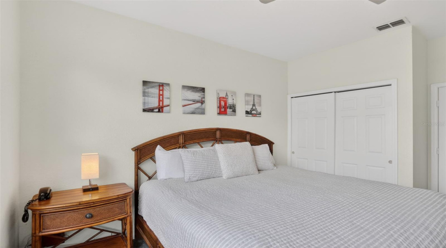 KISSIMMEE, Florida 34747, 4 Bedrooms Bedrooms, ,4 BathroomsBathrooms,Residential,For Sale,COMROW,0,MFRS5147850