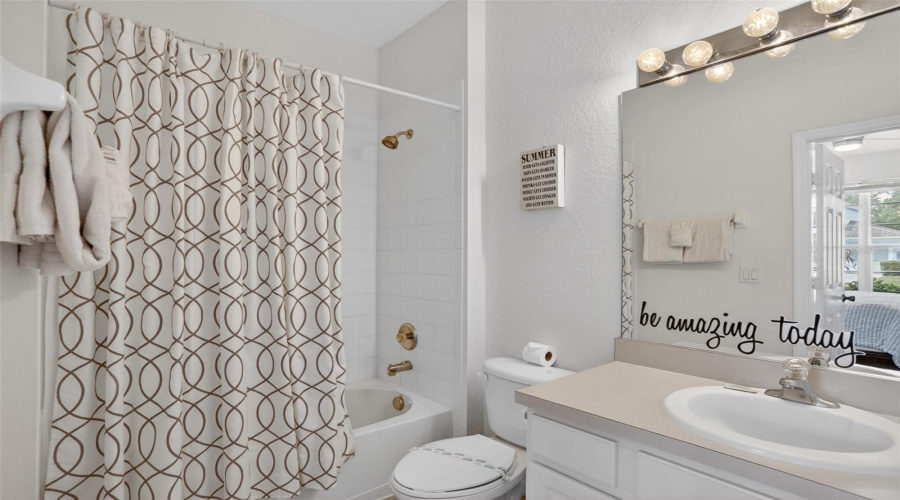 KISSIMMEE, Florida 34747, 4 Bedrooms Bedrooms, ,4 BathroomsBathrooms,Residential,For Sale,COMROW,0,MFRS5147850