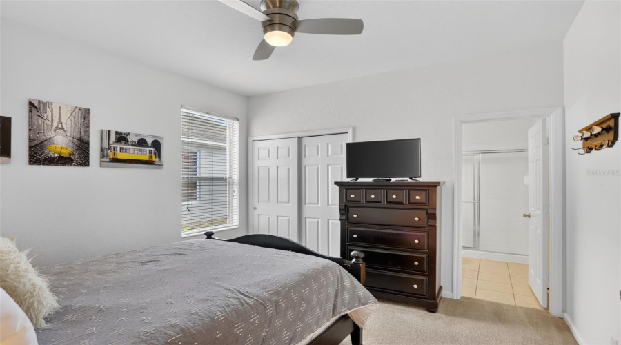 KISSIMMEE, Florida 34747, 4 Bedrooms Bedrooms, ,4 BathroomsBathrooms,Residential,For Sale,COMROW,0,MFRS5147850